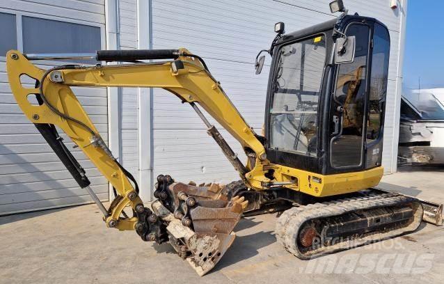 CAT 302.7D CR حفارات صغيرة أقل من 7 طن (حفارات صغيرة)