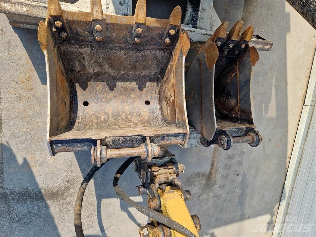 CAT 302.7D CR حفارات صغيرة أقل من 7 طن (حفارات صغيرة)