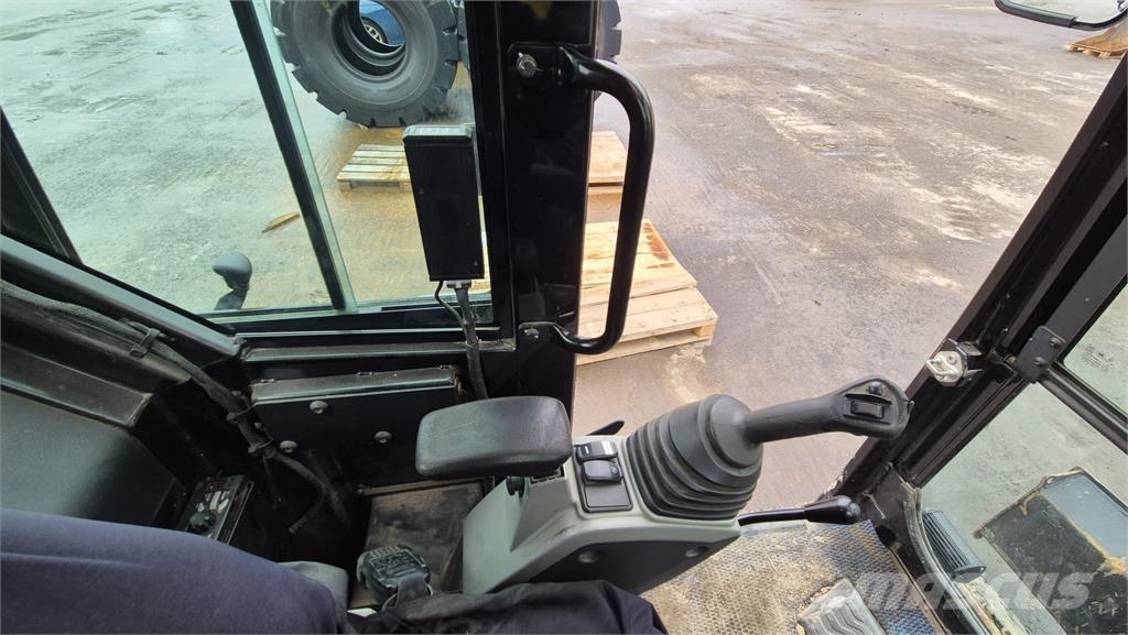 CAT 308E2CR حفارات صغيرة أقل من 7 طن (حفارات صغيرة)
