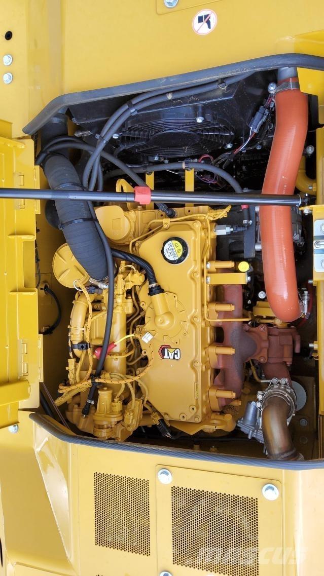 CAT 317-07C حفارات زحافة