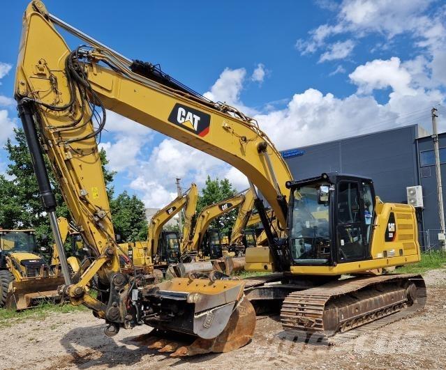 CAT 320 حفارات زحافة