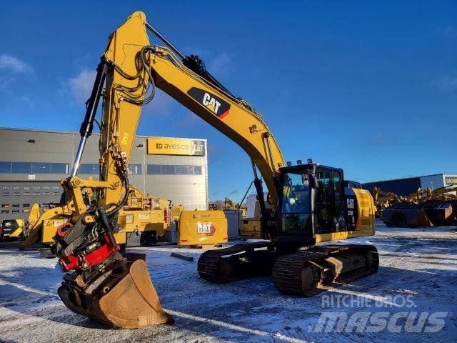 CAT 320FL حفارات زحافة