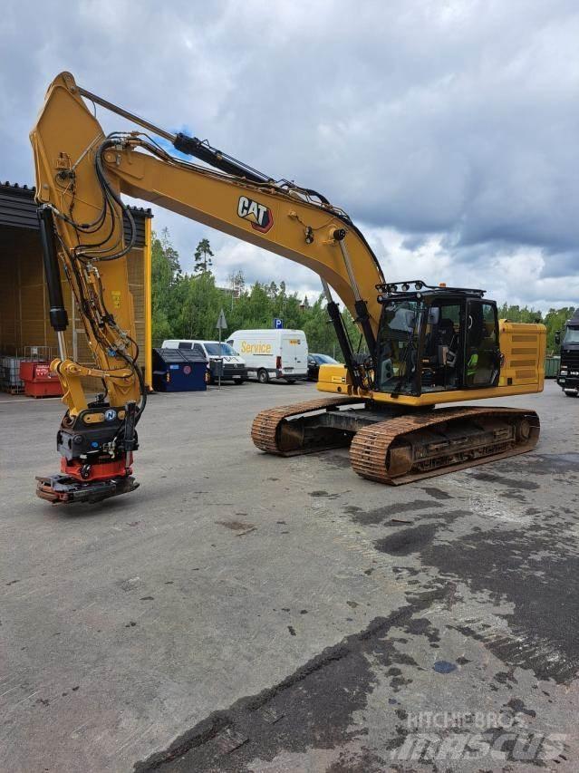 CAT 330 حفارات زحافة