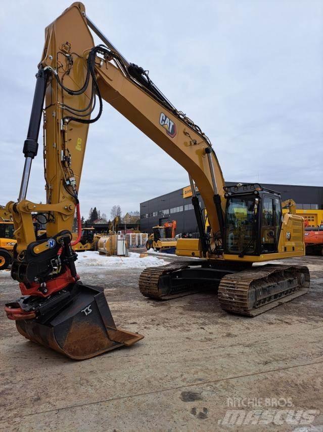 CAT 330 حفارات زحافة