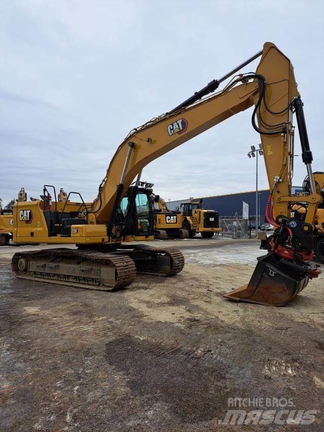 CAT 330 حفارات زحافة