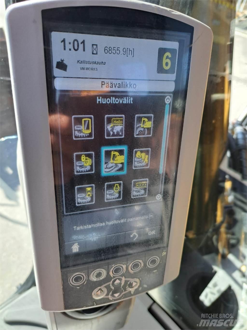 CAT 330F حفارات زحافة