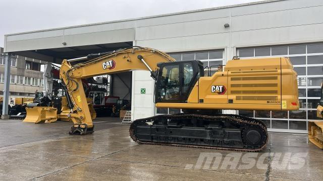 CAT 352 حفارات زحافة