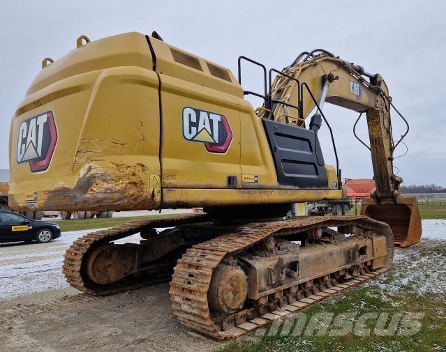 CAT 352-07 حفارات زحافة