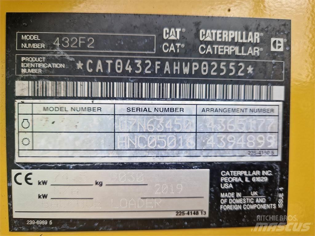 CAT 432F2 لوادر ذات جرافات عكسية