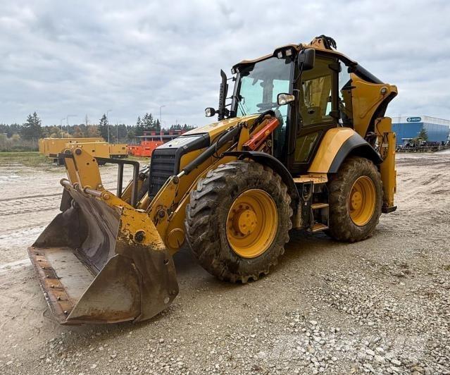 CAT 444F2 لوادر ذات جرافات عكسية