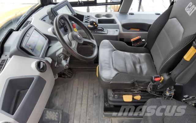 CAT 730-04A ساحبات مفصلية