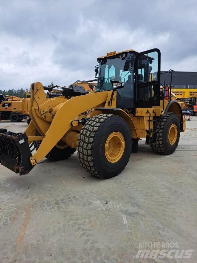 CAT 950GC لوادر بعجل