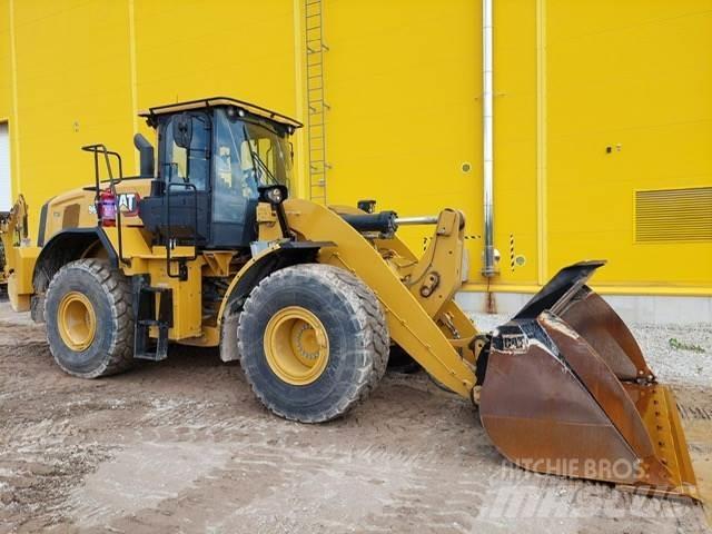 CAT 962 لوادر بعجل