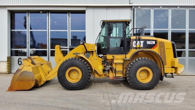 CAT 962K لوادر بعجل