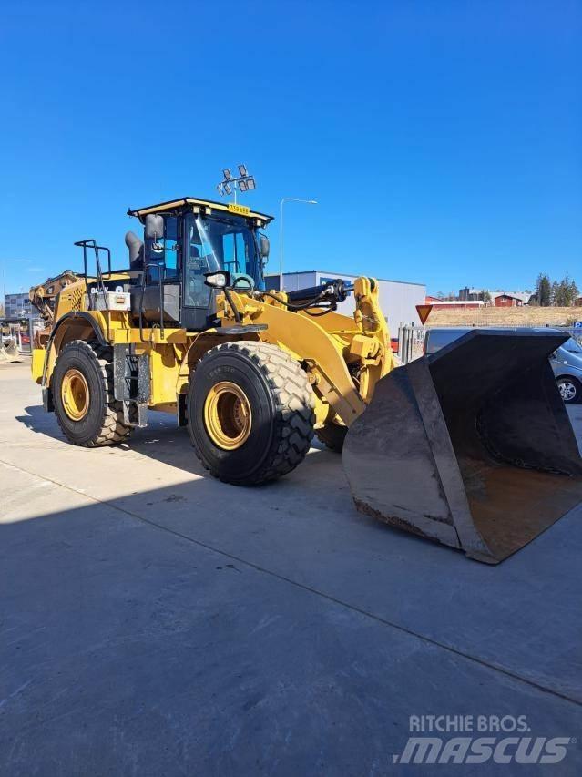 CAT 966K لوادر بعجل