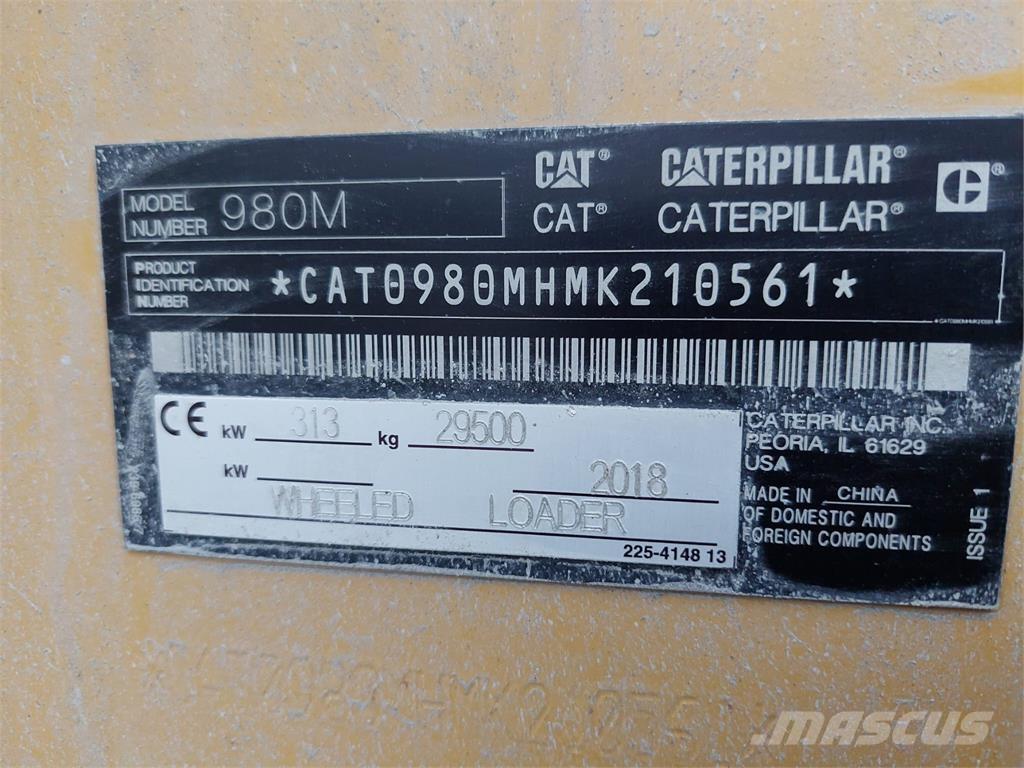 CAT 980M لوادر بعجل