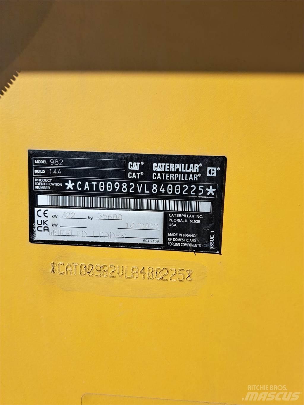 CAT 982 NG لوادر بعجل