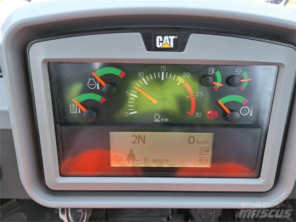 CAT 988K لوادر بعجل