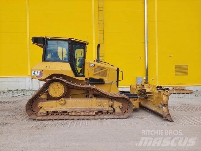 CAT D5 LGP بلدوزرات مجنزرة