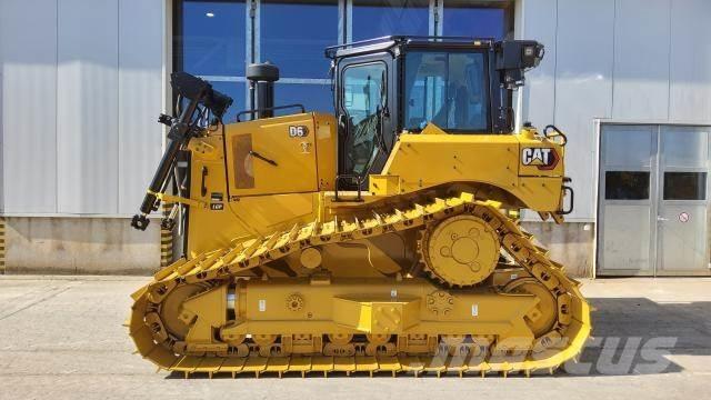 CAT D6 LGP بلدوزرات مجنزرة