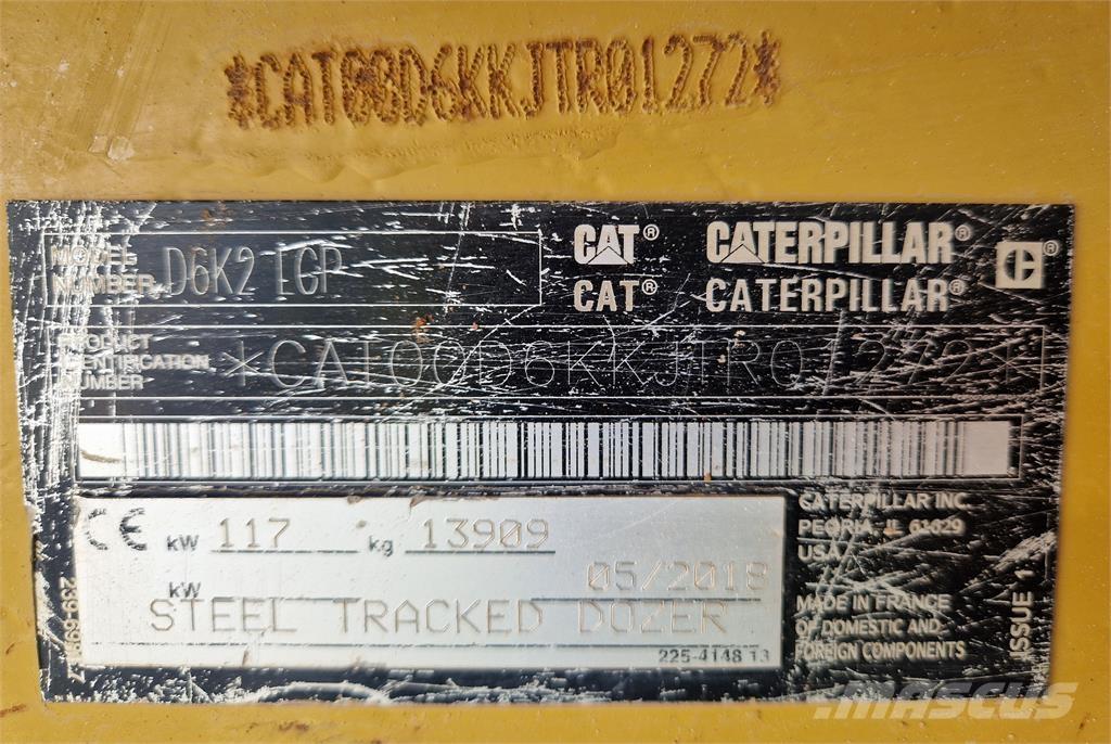 CAT D6K2 بلدوزرات مجنزرة