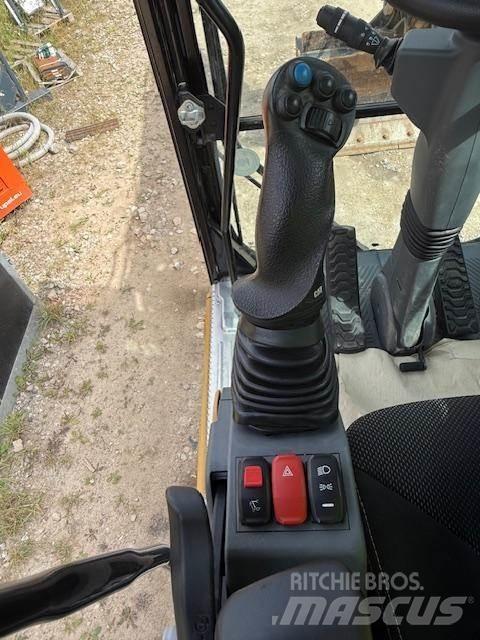CAT M316-07 أخرى