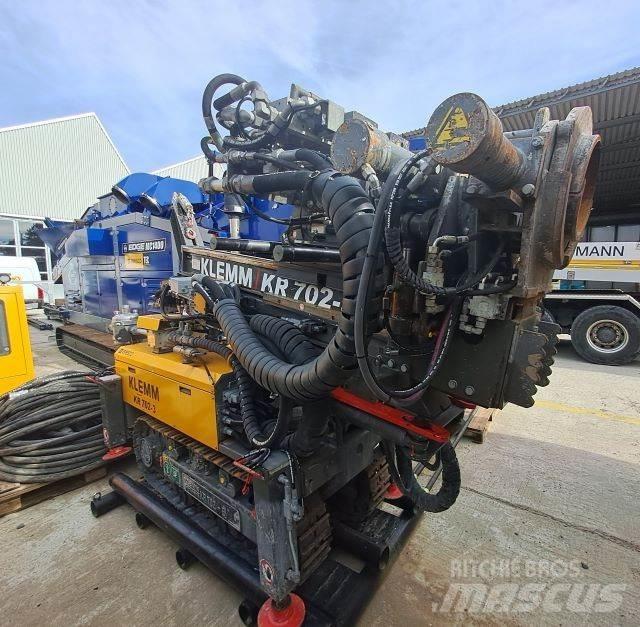 Klemm KR702-3 مثاقيب
