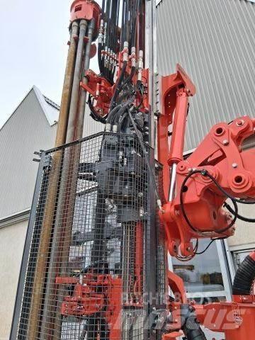 Sandvik DX900i مثاقيب