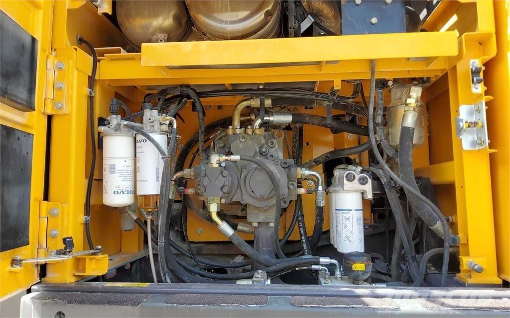 Volvo EC 480 EL حفارات زحافة