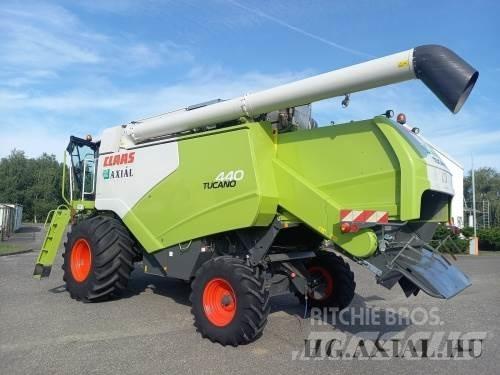 CLAAS Tucano 440 حصادات