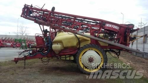Hardi Commander ماكينات زراعية أخرى