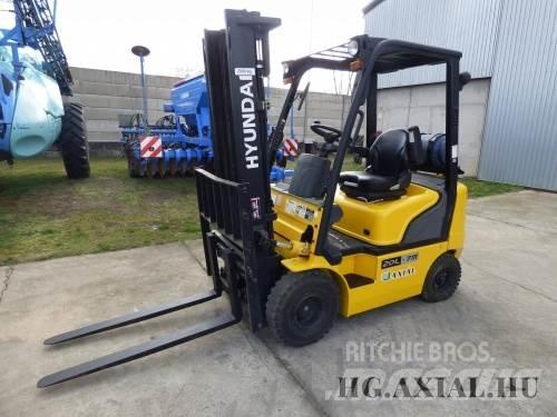 Hyundai 20L-7M ماكينات زراعية أخرى