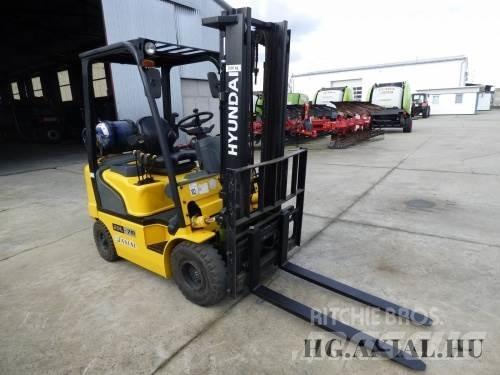 Hyundai 20L-7M ماكينات زراعية أخرى