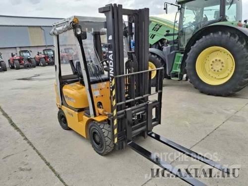 Hyundai HDF 18-5 شاحنات ذات رافعات شوكية - أخرى