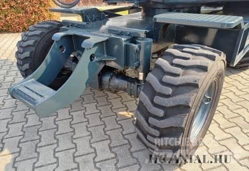 Hyundai R55W-9A حفارات بعجل