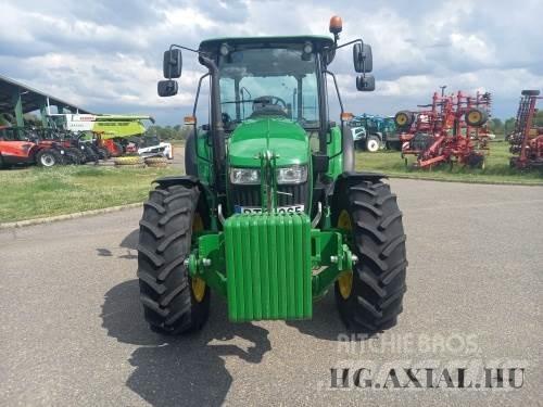 John Deere 5100 M الجرارات
