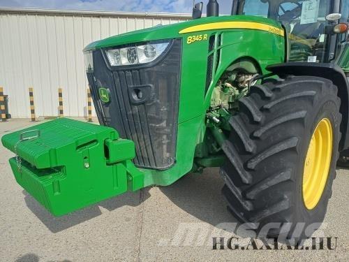 John Deere 8345R الجرارات