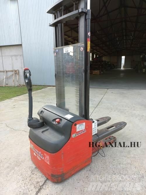 Manitou ES 412 D34 ماكينات زراعية أخرى