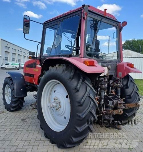 MTZ 1221.3 الجرارات