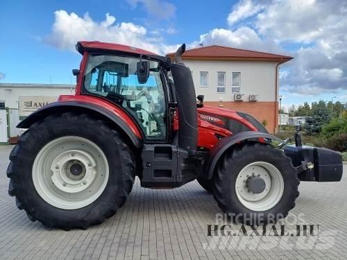 Valtra T234A الجرارات