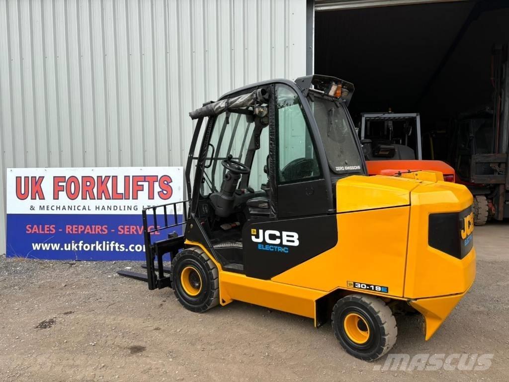 JCB 30-19 E شاحنات ذات رافعات شوكية تعمل بالكهرباء