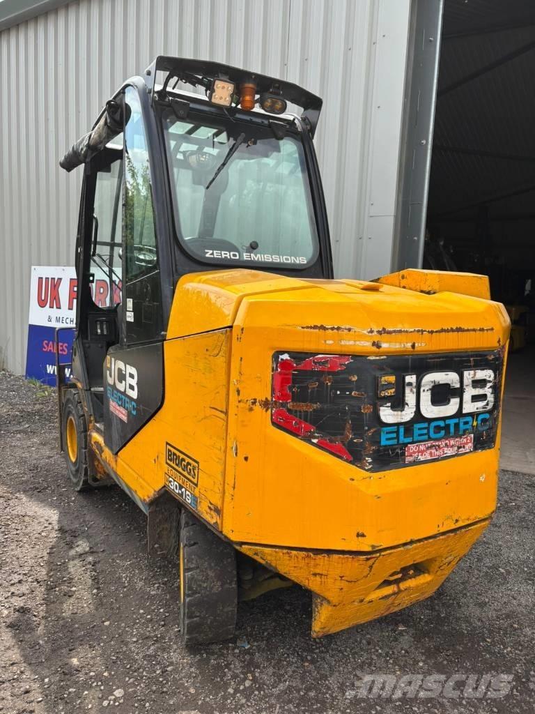 JCB 30-19 E شاحنات ذات رافعات شوكية تعمل بالكهرباء