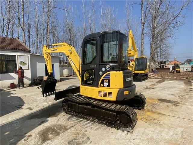 Komatsu PC 55 حفارات زحافة