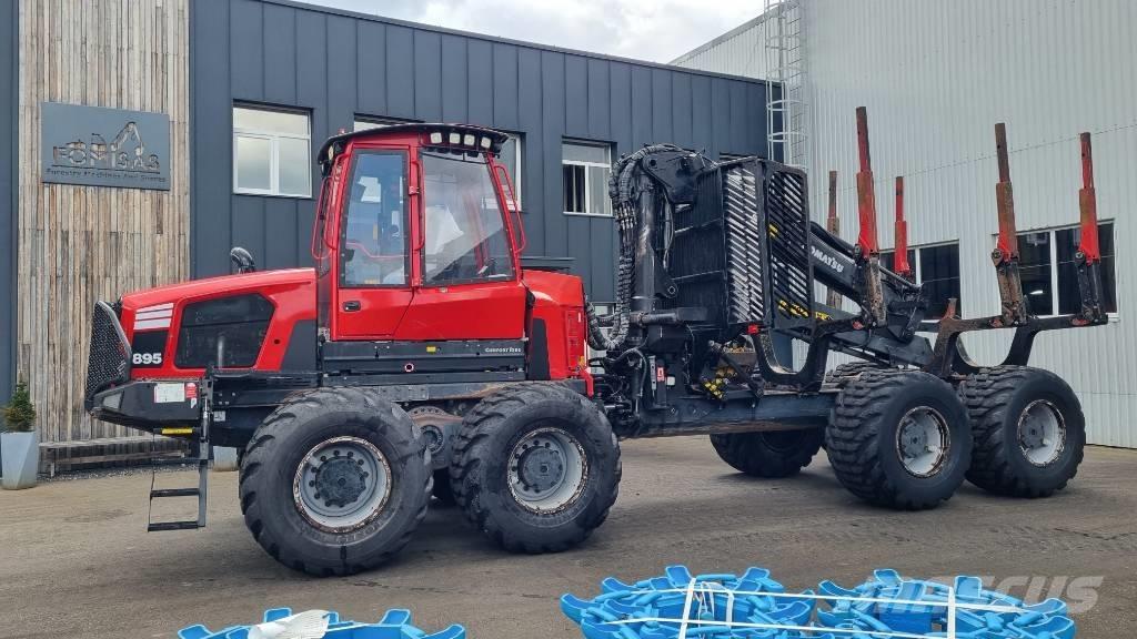 Komatsu 895 شاحنات