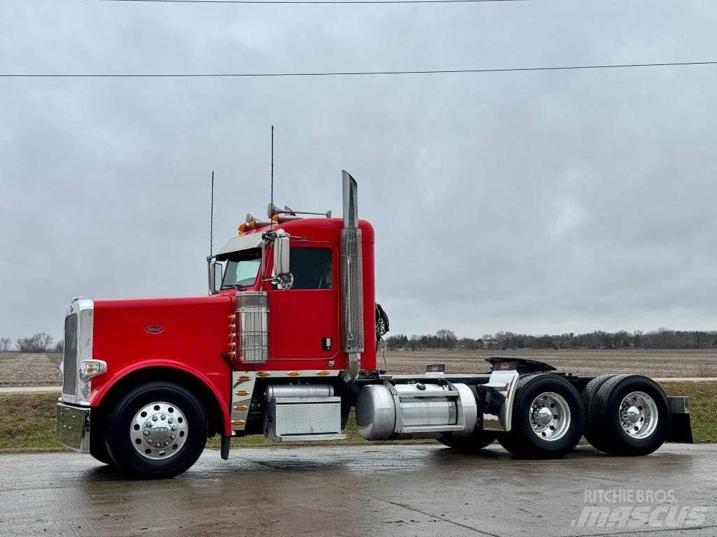 Peterbilt 389 وحدات الجر