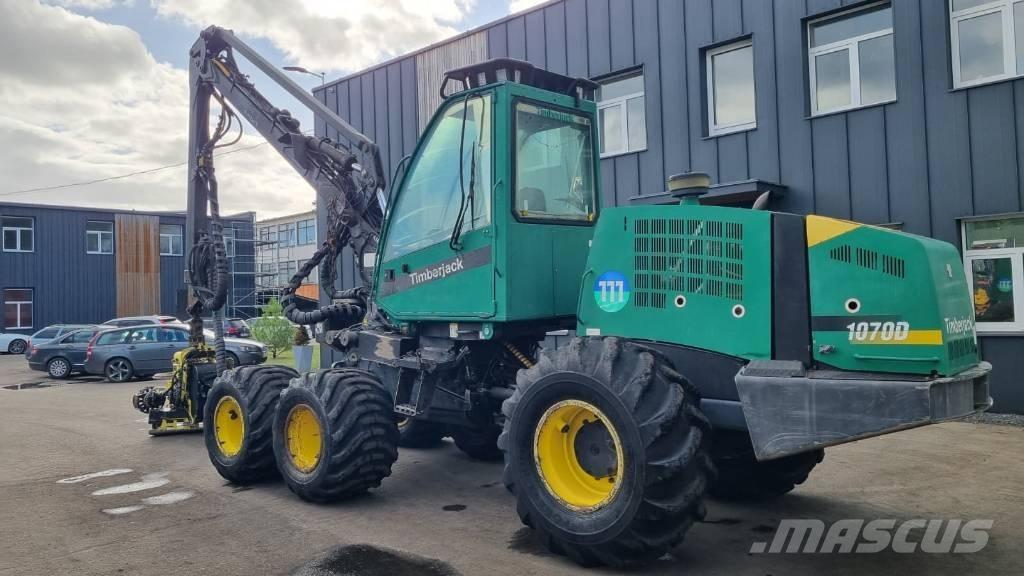 John Deere 1070 D حصادات