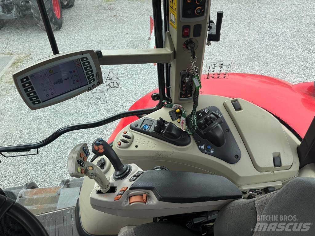 Massey Ferguson 7724 الجرارات