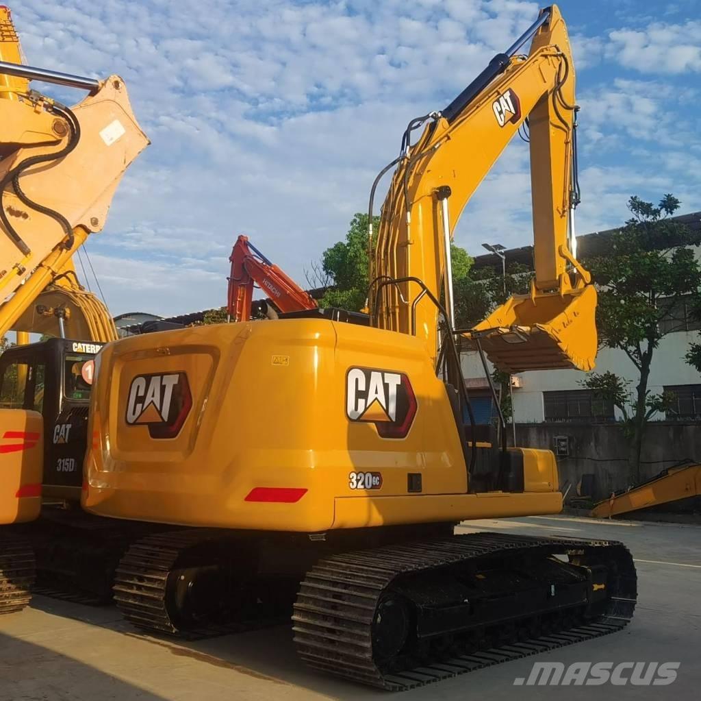 CAT 320 GC حفارات زحافة