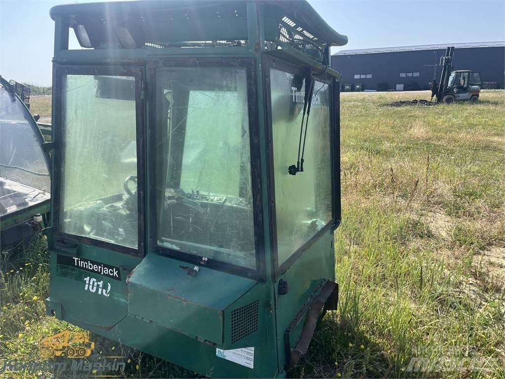 Timberjack 1010 كابينة والداخلية