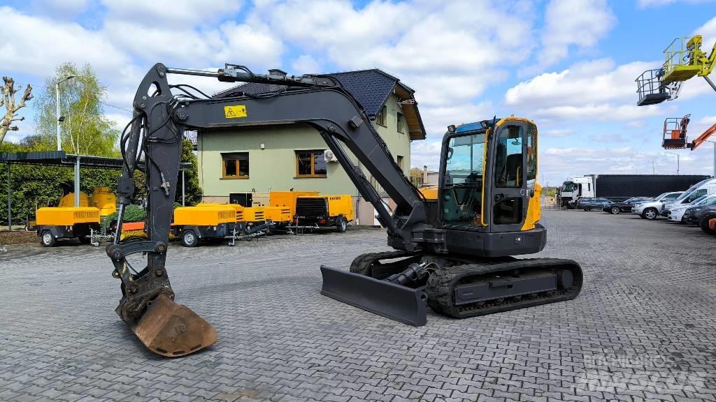 Volvo ECR 88 D حفارات وسط 7 طن - 12 طن